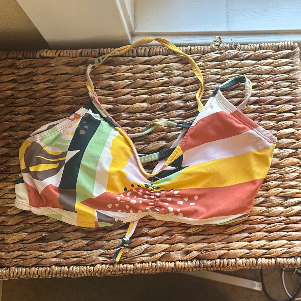 Carve Designs 36DD Camari Bikini Top